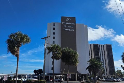 Condo à Treasure Island, Floride, 1 chambre № 2104165