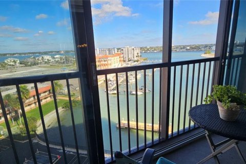 Copropriété à louer à Treasure Island, Floride: 1 chambre, 95.22 m2 № 2104165 - photo 18