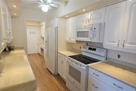 Copropriété à louer à Treasure Island, Floride: 1 chambre, 95.22 m2 № 2104165 - photo 7