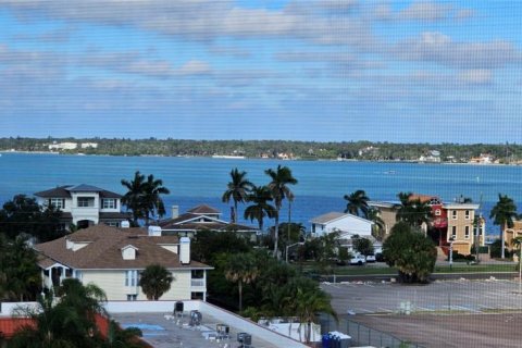 Copropriété à louer à Treasure Island, Floride: 1 chambre, 95.22 m2 № 2104165 - photo 23