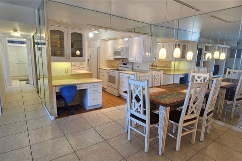 Copropriété à louer à Treasure Island, Floride: 1 chambre, 95.22 m2 № 2104165 - photo 5