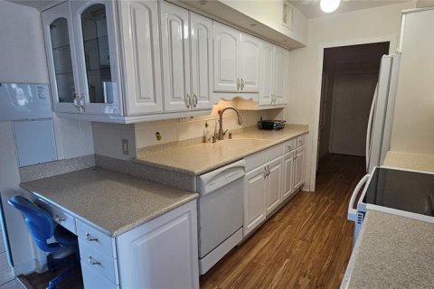 Copropriété à louer à Treasure Island, Floride: 1 chambre, 95.22 m2 № 2104165 - photo 8
