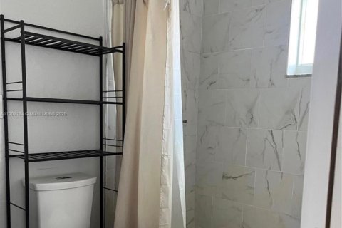 Commercial property in Hollywood, Florida 165.74 sq.m. № 1955985 - photo 4