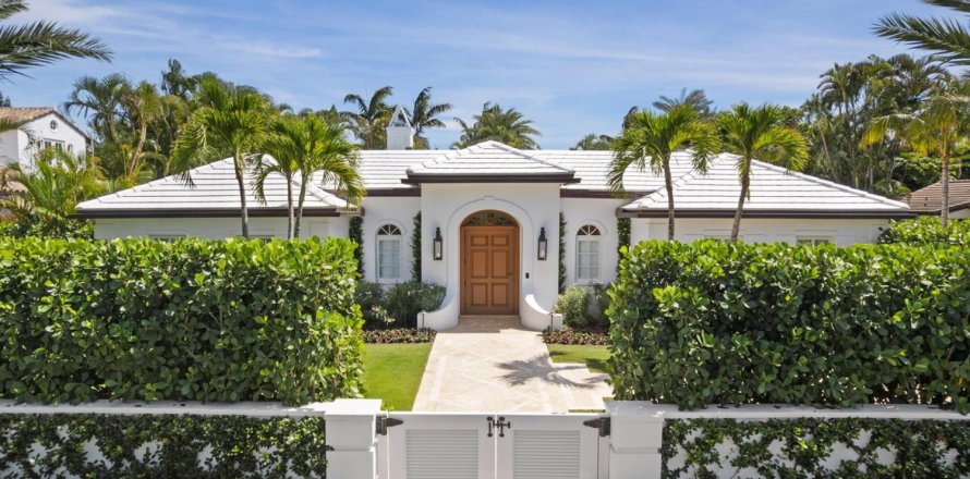 Villa ou maison à Palm Beach, Floride 4 chambres, 357.49 m2 № 2088075