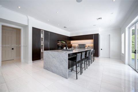 Casa en venta en Coral Gables, Florida, 7 dormitorios, 521.74 m2 № 2192114 - foto 15