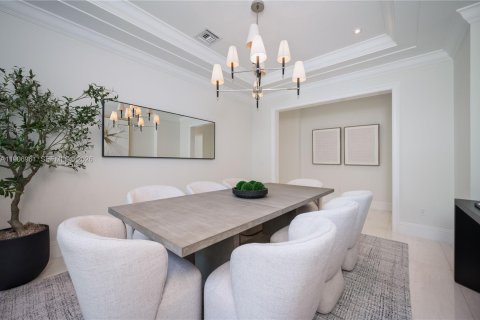 Casa en venta en Coral Gables, Florida, 7 dormitorios, 521.74 m2 № 2192114 - foto 9