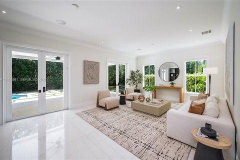 Casa en venta en Coral Gables, Florida, 7 dormitorios, 521.74 m2 № 2192114 - foto 3