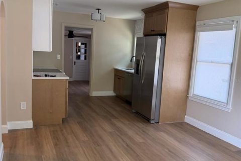 Villa ou maison à louer à Saint Petersburg, Floride: 2 chambres, 76.74 m2 № 2105332 - photo 7