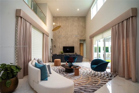Villa ou maison à vendre à Doral, Floride: 6 chambres, 452.81 m2 № 1794511 - photo 6