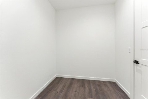 Townhouse in Tampa, Florida 3 bedrooms, 213.12 sq.m. № 2418589 - photo 25