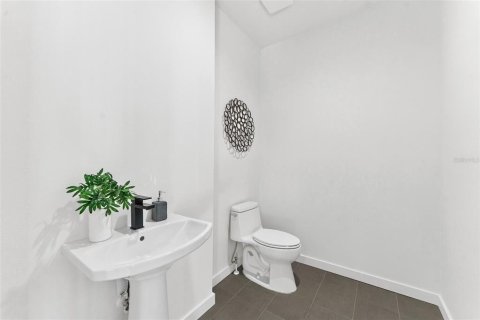 Townhouse in Tampa, Florida 3 bedrooms, 213.12 sq.m. № 2418589 - photo 19