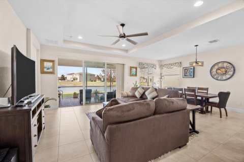 Villa ou maison à vendre à Port St. Lucie, Floride: 3 chambres, 179.49 m2 № 2242181 - photo 7