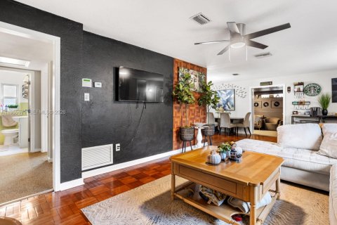 Villa ou maison à vendre à Orlando, Floride: 3 chambres, 144.93 m2 № 2010329 - photo 7