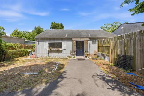 Commercial property in Tampa, Florida 5 bedrooms, 159.51 sq.m. № 2220219 - photo 23