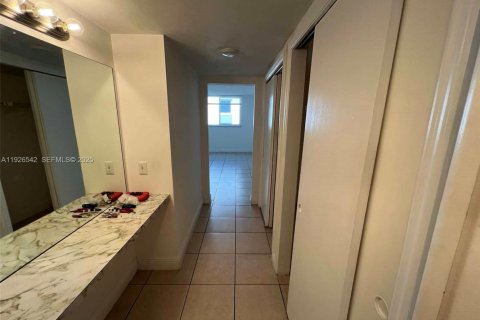 Appartement à louer à Pompano Beach, Floride: 1 chambre, 83.61 m2 № 1986441 - photo 25