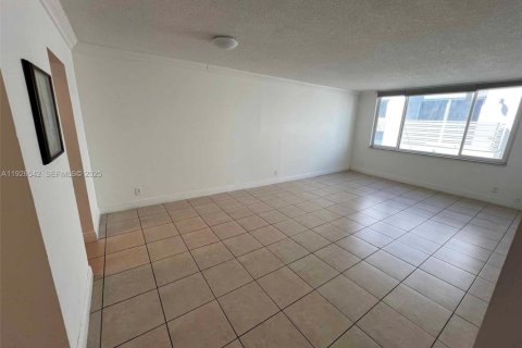 Appartement à louer à Pompano Beach, Floride: 1 chambre, 83.61 m2 № 1986441 - photo 26
