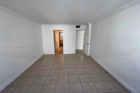 Appartement à louer à Pompano Beach, Floride: 1 chambre, 83.61 m2 № 1986441 - photo 19