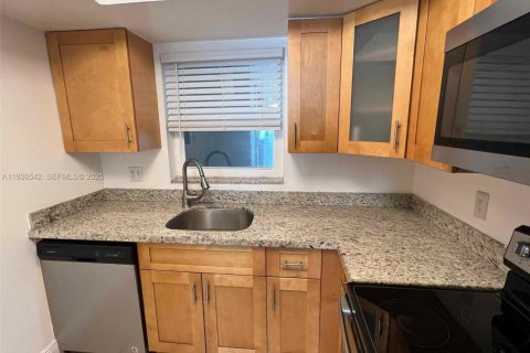 Appartement à louer à Pompano Beach, Floride: 1 chambre, 83.61 m2 № 1986441 - photo 14