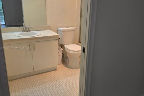 Condo in Coconut Creek, Florida, 1 bedroom  № 1738284 - photo 10