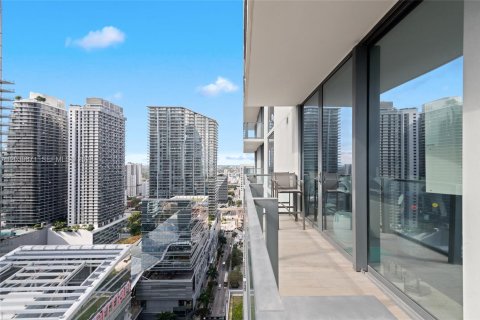 Купить кондоминиум в Майами, Флорида 2 спальни, 117.52м2, № 2089660 - фото 12