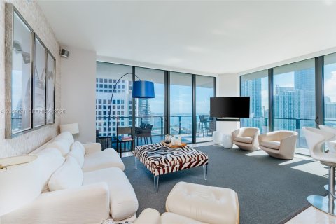 Купить кондоминиум в Майами, Флорида 2 спальни, 117.52м2, № 2089660 - фото 2