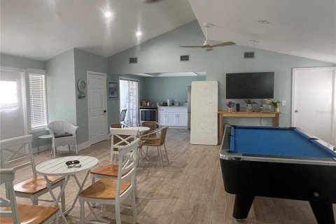 Купить кондоминиум в Пунта-Горда, Флорида 5 комнат, 98.29м2, № 2212501 - фото 6