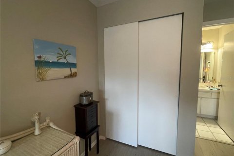 Купить кондоминиум в Пунта-Горда, Флорида 5 комнат, 98.29м2, № 2212501 - фото 26