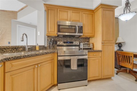 Купить кондоминиум в Авентура, Флорида 2 спальни, 100.06м2, № 1737985 - фото 9