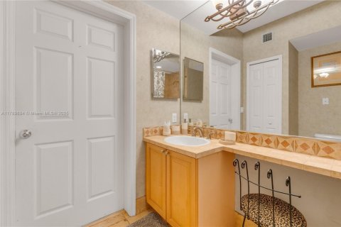 Купить кондоминиум в Авентура, Флорида 2 спальни, 100.06м2, № 1737985 - фото 23