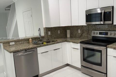 Touwnhouse à louer à Weston, Floride: 4 chambres, 166.3 m2 № 1976850 - photo 19