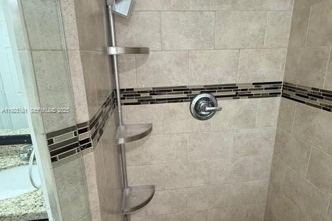 Touwnhouse à louer à Weston, Floride: 4 chambres, 166.3 m2 № 1976850 - photo 10