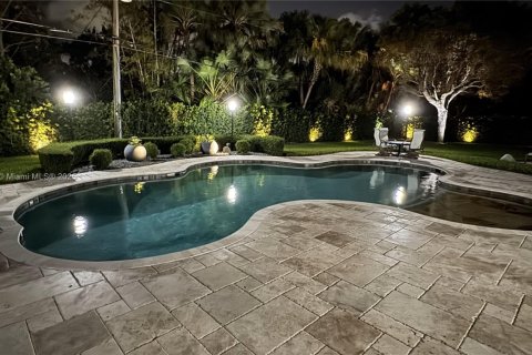 House in Palmetto Bay, Florida 3 bedrooms, 211.26 sq.m. № 1727000 - photo 26