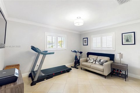 House in Palmetto Bay, Florida 3 bedrooms, 211.26 sq.m. № 1727000 - photo 19
