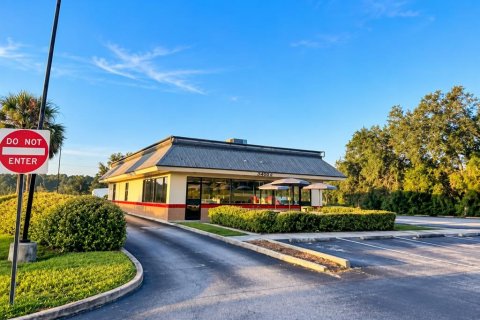 Immobilier commercial à Brooksville, Floride 272.58 m2 № 2380917