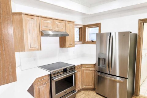 Casa en venta en Palm Harbor, Florida, 4 dormitorios, 387.12 m2 № 2110279 - foto 6