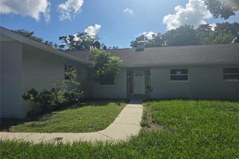 House in Palm Harbor, Florida 3 bedrooms, 220.64 sq.m. № 1824491 - photo 21