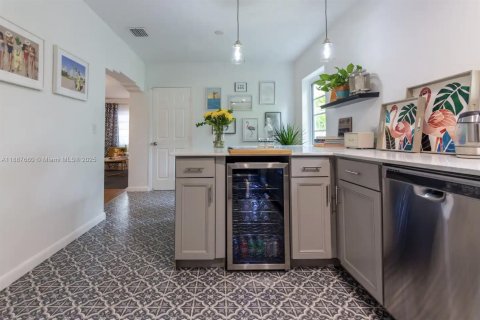 Купить виллу или дом в Майами, Флорида 2 спальни, 116.96м2, № 1941777 - фото 15