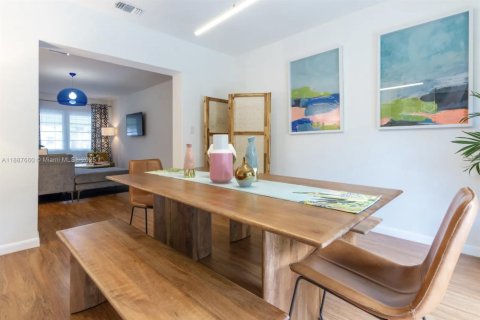 Купить виллу или дом в Майами, Флорида 2 спальни, 116.96м2, № 1941777 - фото 25