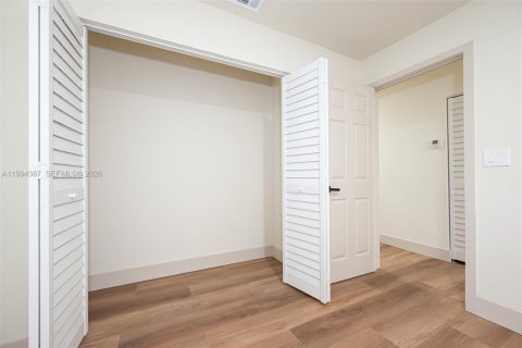 Casa en venta en West Park, Florida, 3 dormitorios, 129.97 m2 № 2062820 - foto 23