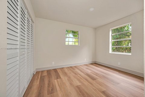 Casa en venta en West Park, Florida, 3 dormitorios, 129.97 m2 № 2062820 - foto 13