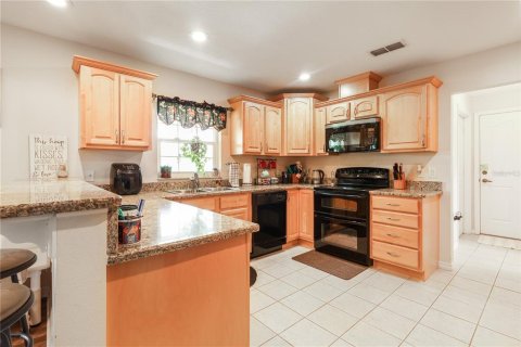 House in Bronson, Florida 3 bedrooms, 187.29 sq.m. № 1842996 - photo 19
