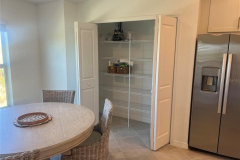 Touwnhouse à louer à Venice, Floride: 2 chambres, 125.7 m2 № 2213198 - photo 11