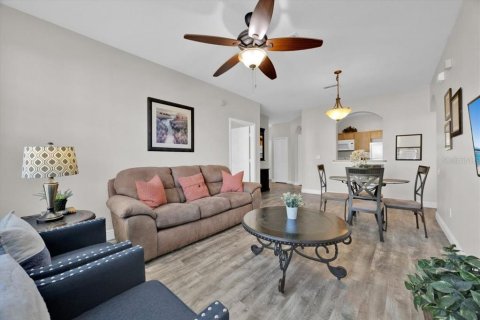 Condo in Kissimmee, Florida, 2 bedrooms  № 1628591 - photo 3
