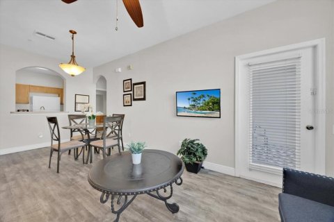 Condo in Kissimmee, Florida, 2 bedrooms  № 1628591 - photo 4