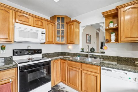 Villa ou maison à vendre à Palm Harbor, Floride: 3 chambres, 132.48 m2 № 2196573 - photo 11
