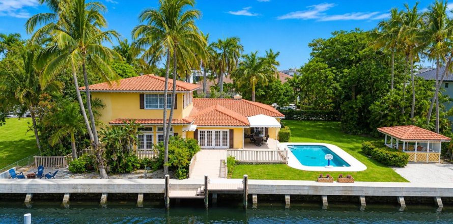 Villa ou maison à Fort Lauderdale, Floride 5 chambres, 397.99 m2 № 2267855