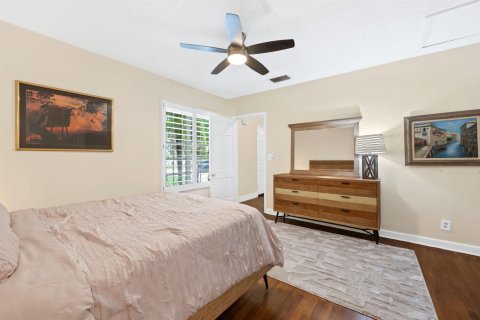 Villa ou maison à louer à Fort Lauderdale, Floride: 5 chambres, 397.99 m2 № 2267855 - photo 22
