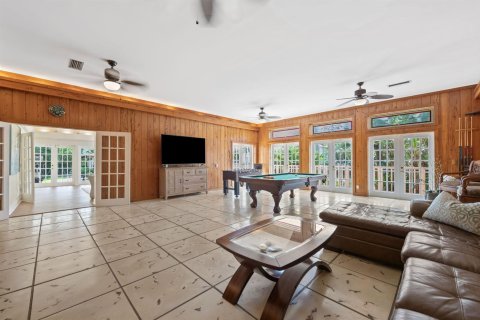 Villa ou maison à louer à Fort Lauderdale, Floride: 5 chambres, 397.99 m2 № 2267855 - photo 5