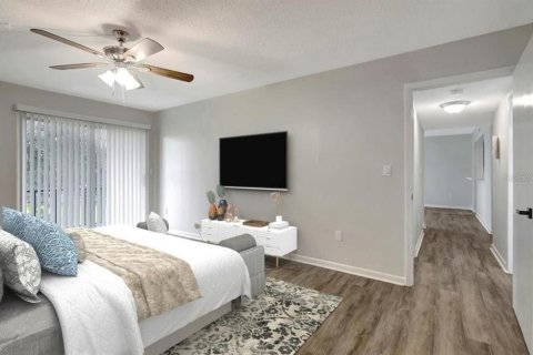 Condo in New Port Richey, Florida, 2 bedrooms № 2222039 - photo 23