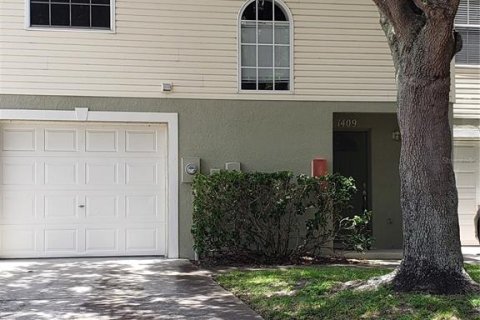 Adosado en alquiler en Largo, Florida, 2 dormitorios, 103.68 m2 № 1918739 - foto 1